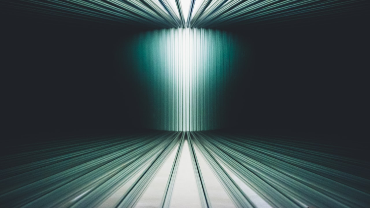 What are vanity mirrors and their applications?