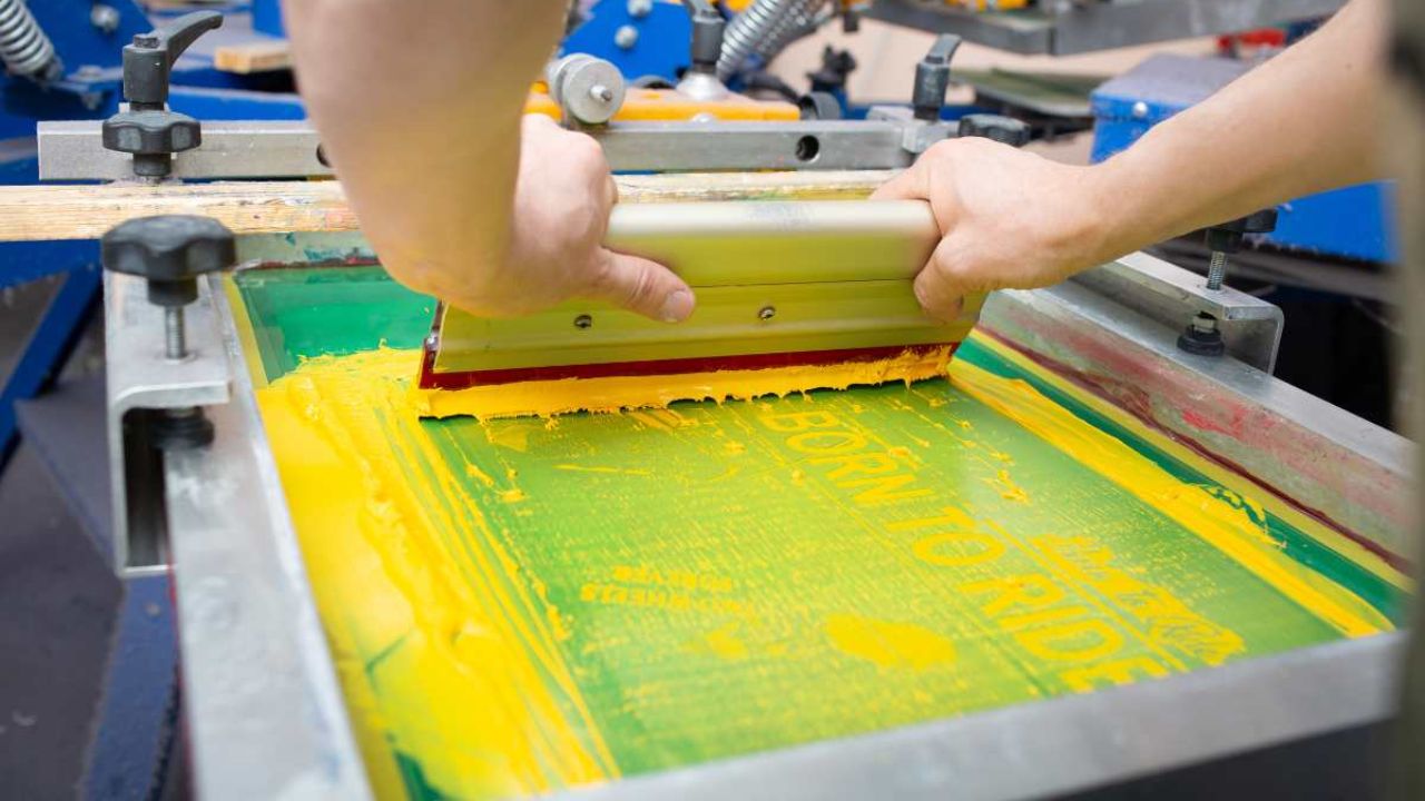 Top Benefits of Silk Screen Printing for Custom Metal Enclosures