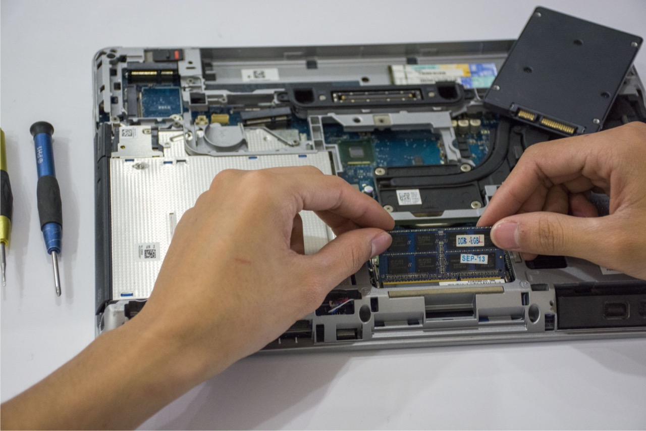 Why Fujitsu Laptops Are Worth Repairing — and the Battery Is Where to Start